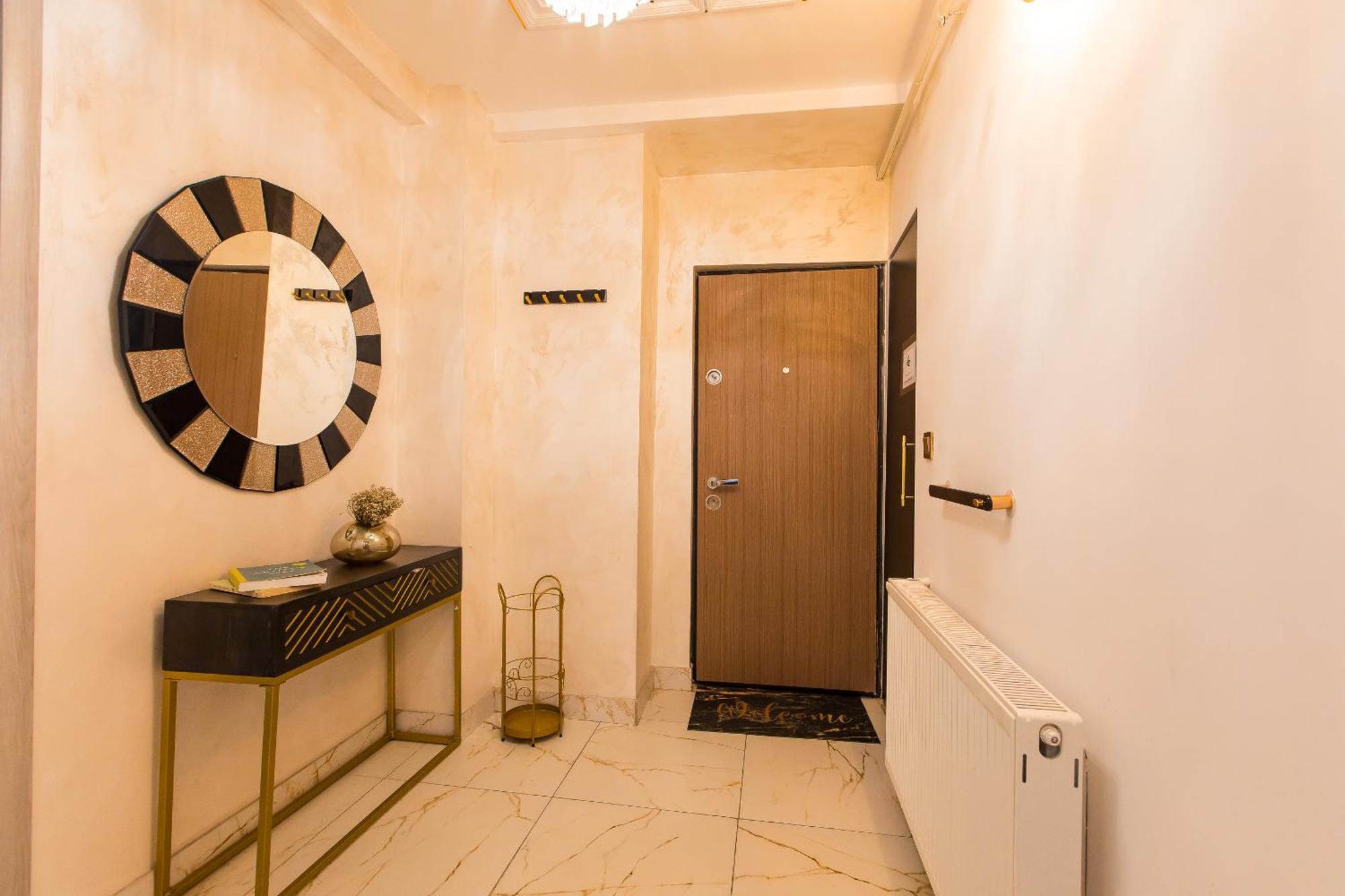 Royalty Apt With City Views On Calea Victoriei Boekarest Buitenkant foto