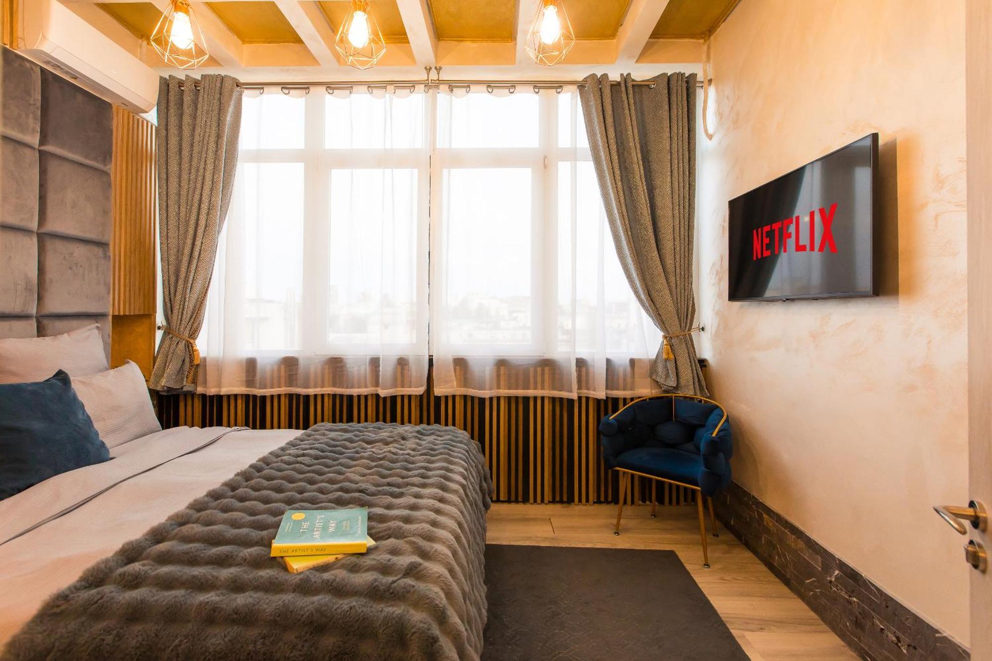 Royalty Apt With City Views On Calea Victoriei Boekarest Buitenkant foto