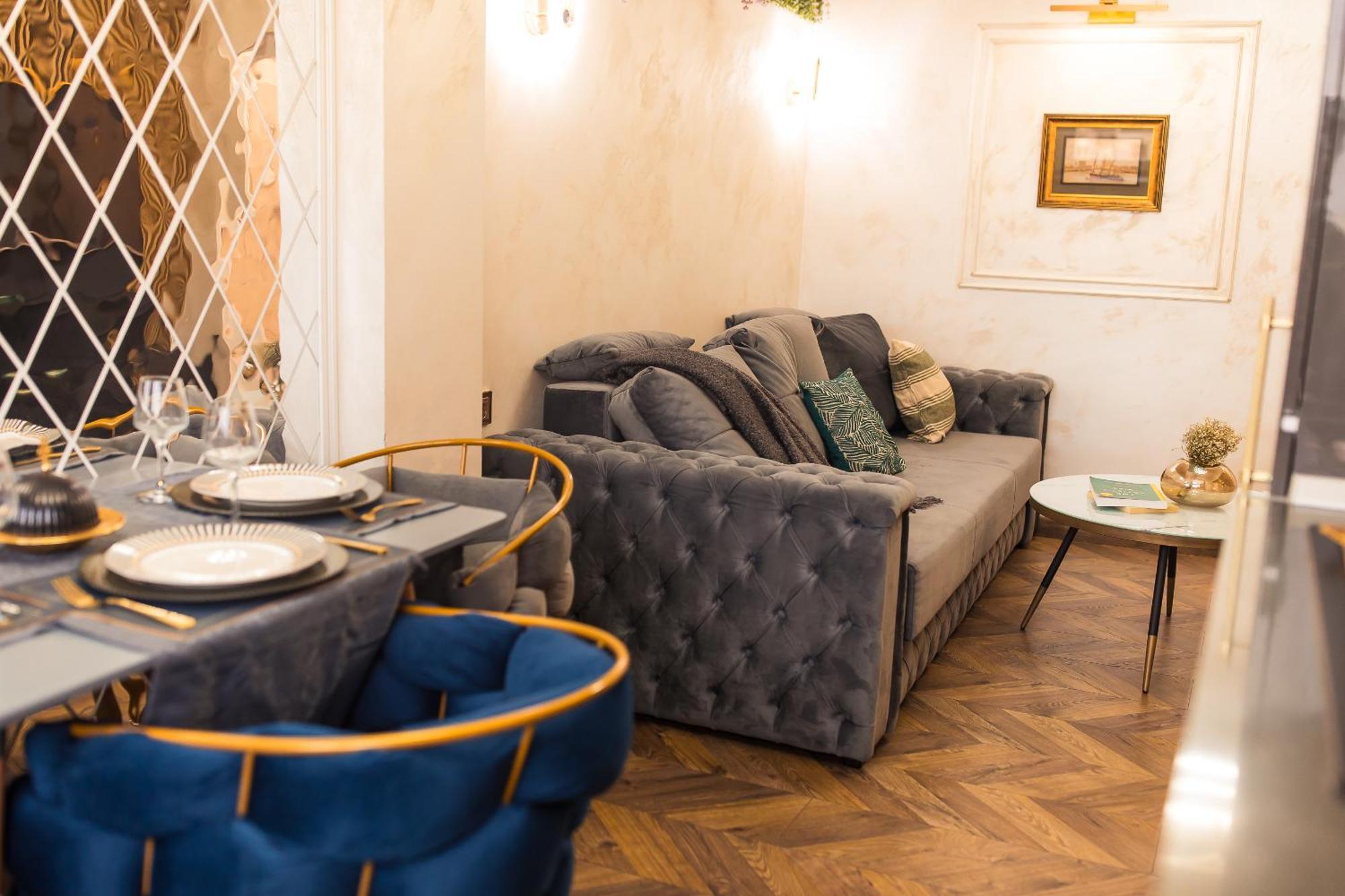 Royalty Apt With City Views On Calea Victoriei Boekarest Buitenkant foto
